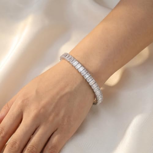P3 POMPEII3 Pompeii 16Ct Emerald Diamond Tennis Flexible Bangle Bracelet 14k White Gold Lab Grown (FG,VS)