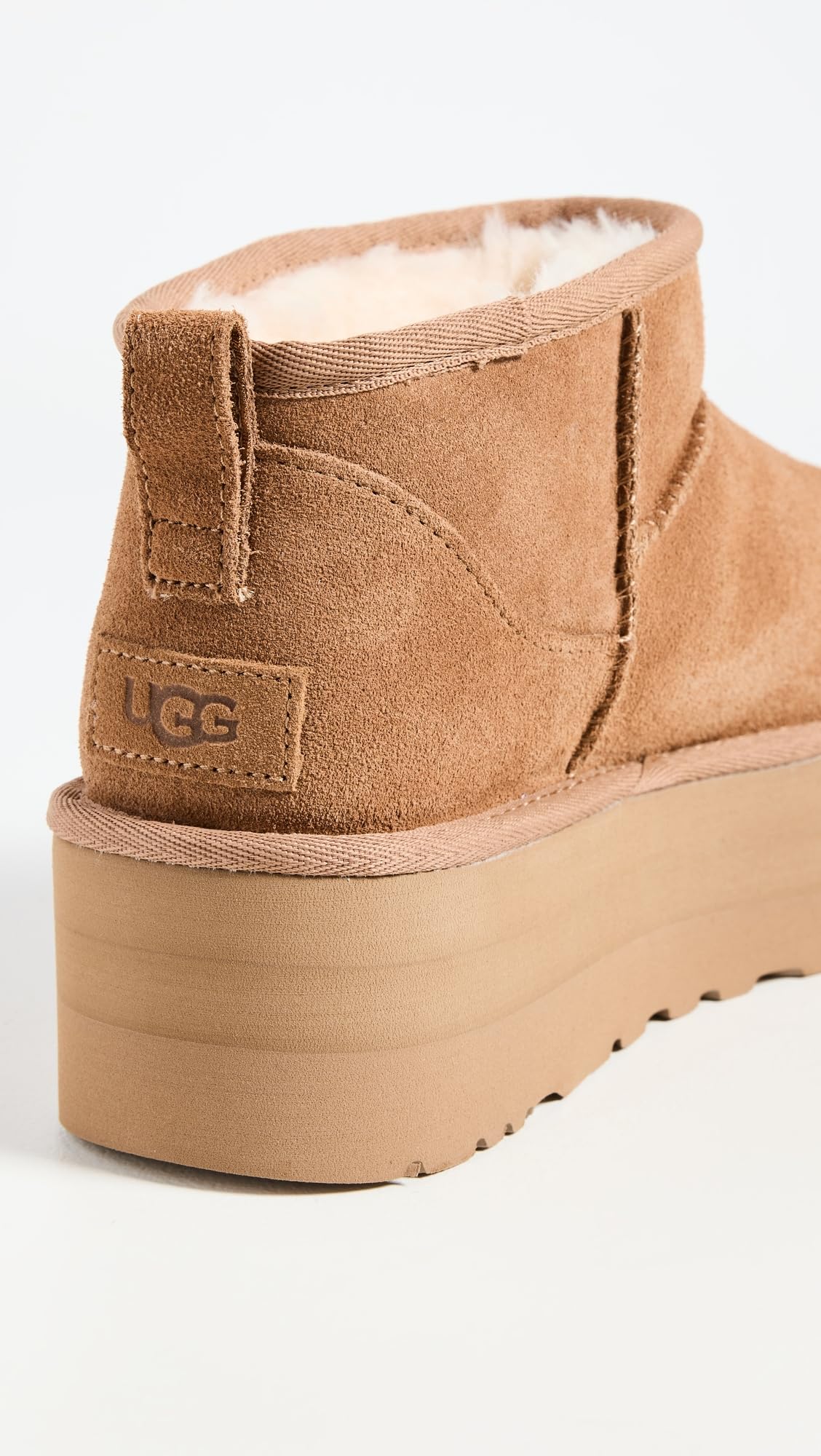 UGG Women's Classic Ultra Mini Platform Boot, Chestnut, 7