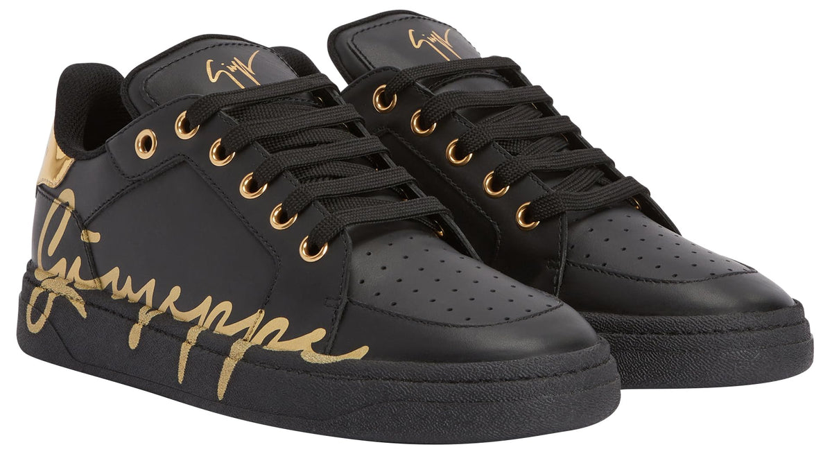 GZ94 Low Top Sneakers, 10, Black