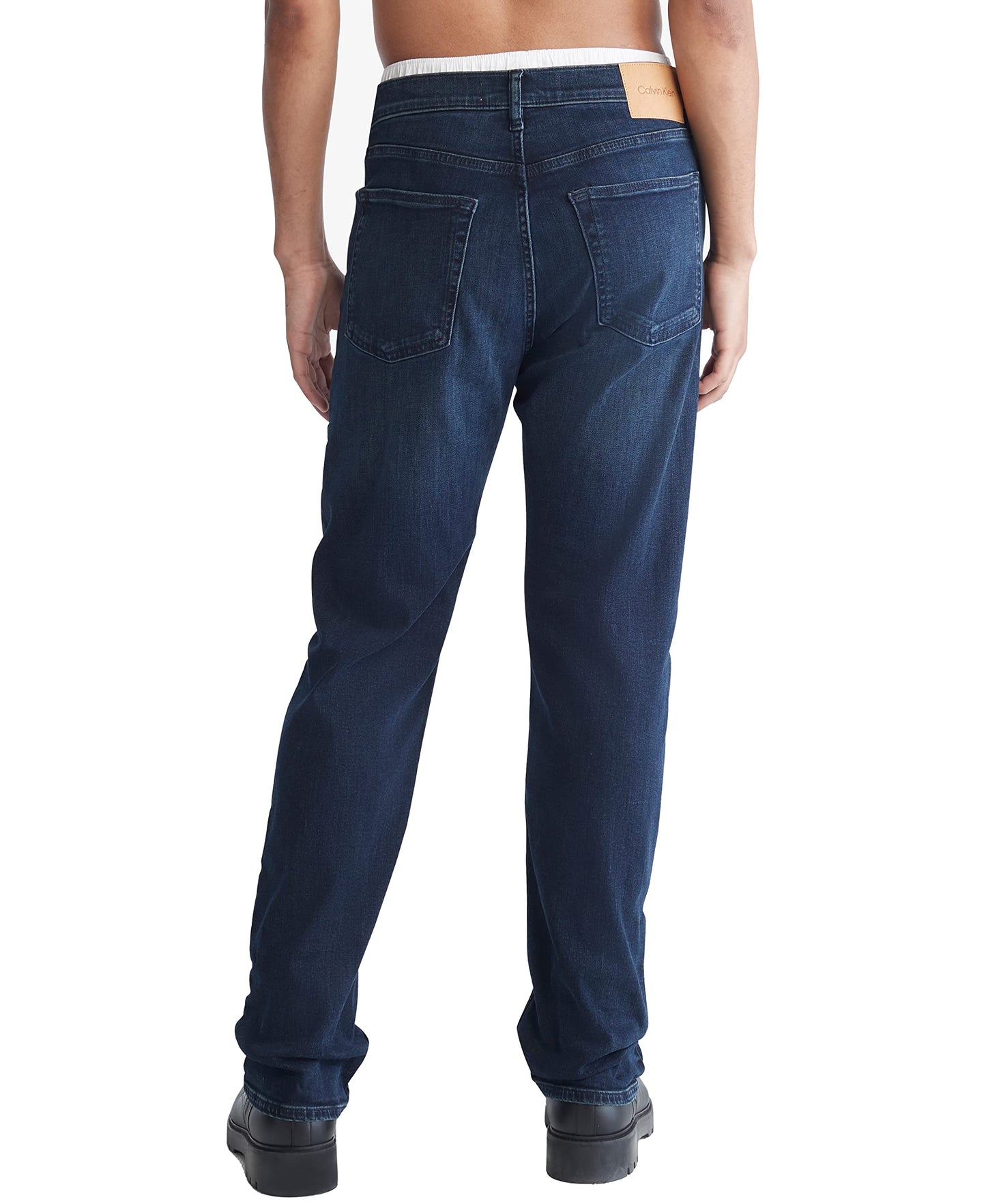 Calvin Klein Men's Standard Straight Fit Jeans