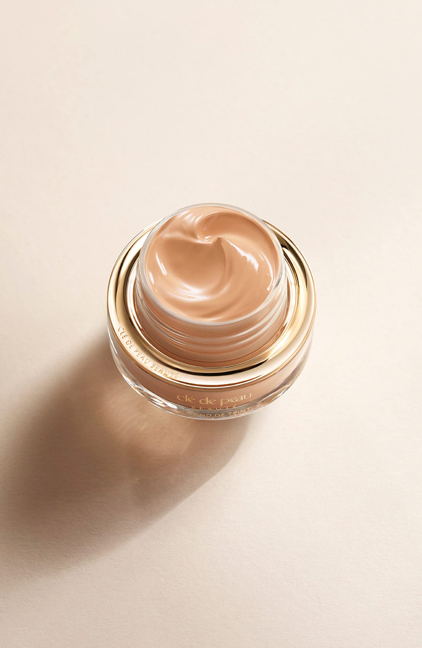 Clé De Peau Beauté, The Foundation Spf 22, 0.71 Fl Oz, O30 Medium Ocher