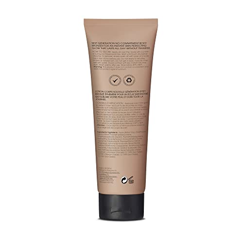 St.Tropez Instant Glow Face & Body Bronzer, Medium to Dark Smudge-Proof, Vegan, Natural & Cruelty-Free