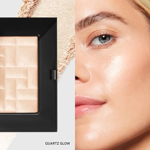 Bobbi Brown Highlighting Powder | Pearl-Infused Highlighter Makeup for Luminous Cheeks and Eyes with Gel-Powder Hybrid Technology | Natural Glow Radiance Booster, Quartz Glow, 0.28 Ounce
