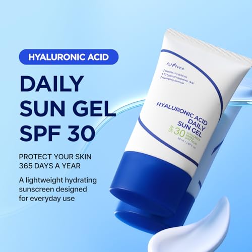 ISNTREE Hyaluronic Acid Daily Sun Gel SPF 30 | Korean Face Sunscreen with Hyaluronic Acid | Lightweight, Moisturizing Daily Sunscreen, No White Cast, 1.69 fl oz