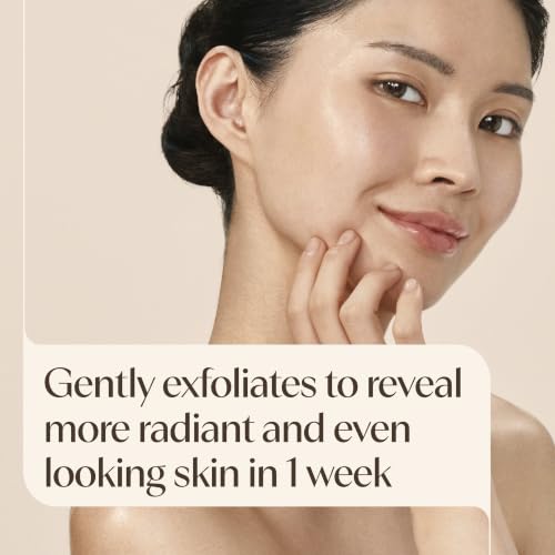 Aveeno Positively Radiant Skin Brightening Exfoliating Daily Face Wash Scrub, Gentle with Moisture-Rich Soy Extract, Helps Improve Skin Tone & Texture, Oil- & Soap-Free, Hypoallergenic, 5 Oz
