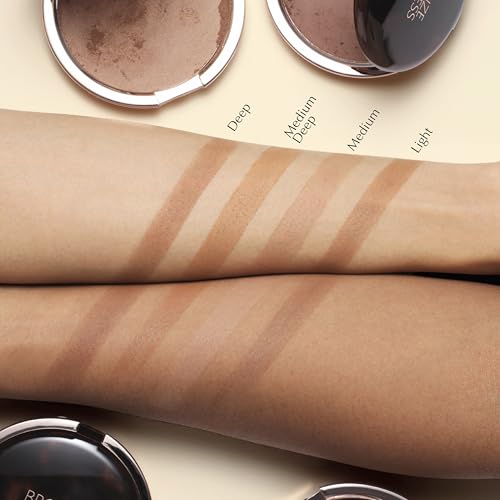 Estée Lauder Bronze Goddess Bronzer Powder | Matte Finish + Buildable Coverage, 0.74 Ounce, Medium Deep