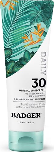 Badger Mineral Daily Sunscreen with Zinc Oxide, SPF 30, Lightweight & Easy to Apply w/No White Cast, Moisturizing Organic Sunscreen, Reef Safe, Vegan, Unscented, 4 fl oz