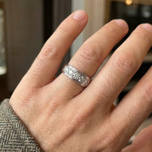 P3 POMPEII3 Pompeii 1 1/2Ct Men's Diamond Wedding Anniversary Ring in 10k Gold Lab Grown Five Stone - Size 7 (G/H,SI2-I1)