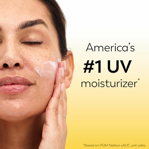 Olay Face Moisturizer, Complete with Sunscreen SPF 15, Daily Facial Lotion for Normal Skin, Lightweight Hydrating Broad Spectrum Sun Protection - Vitamin C, E, and Niacinamide - 6 Oz 2 Pack