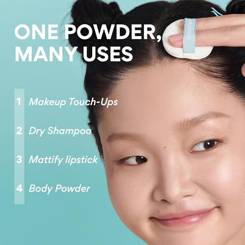 innisfree No Sebum Mineral Pact | Korean Pressed Setting Powder Compact | Transluscent Oil and Shine Control | Smooth, Mess - Free Applications | Includes Mirror & Powder Puff