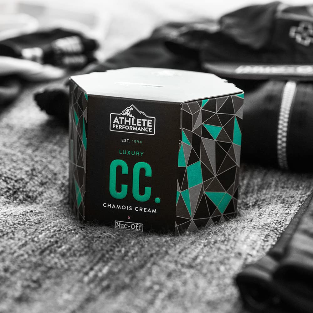 Muc-Off Luxury Chamois Cream Cycling | Anti-Chafing, Moisturizing Formula | Long-Lasting Comfort & Protection | Ideal for Cyclists, Triathletes, and Runners (250 ml (Pack of 1))