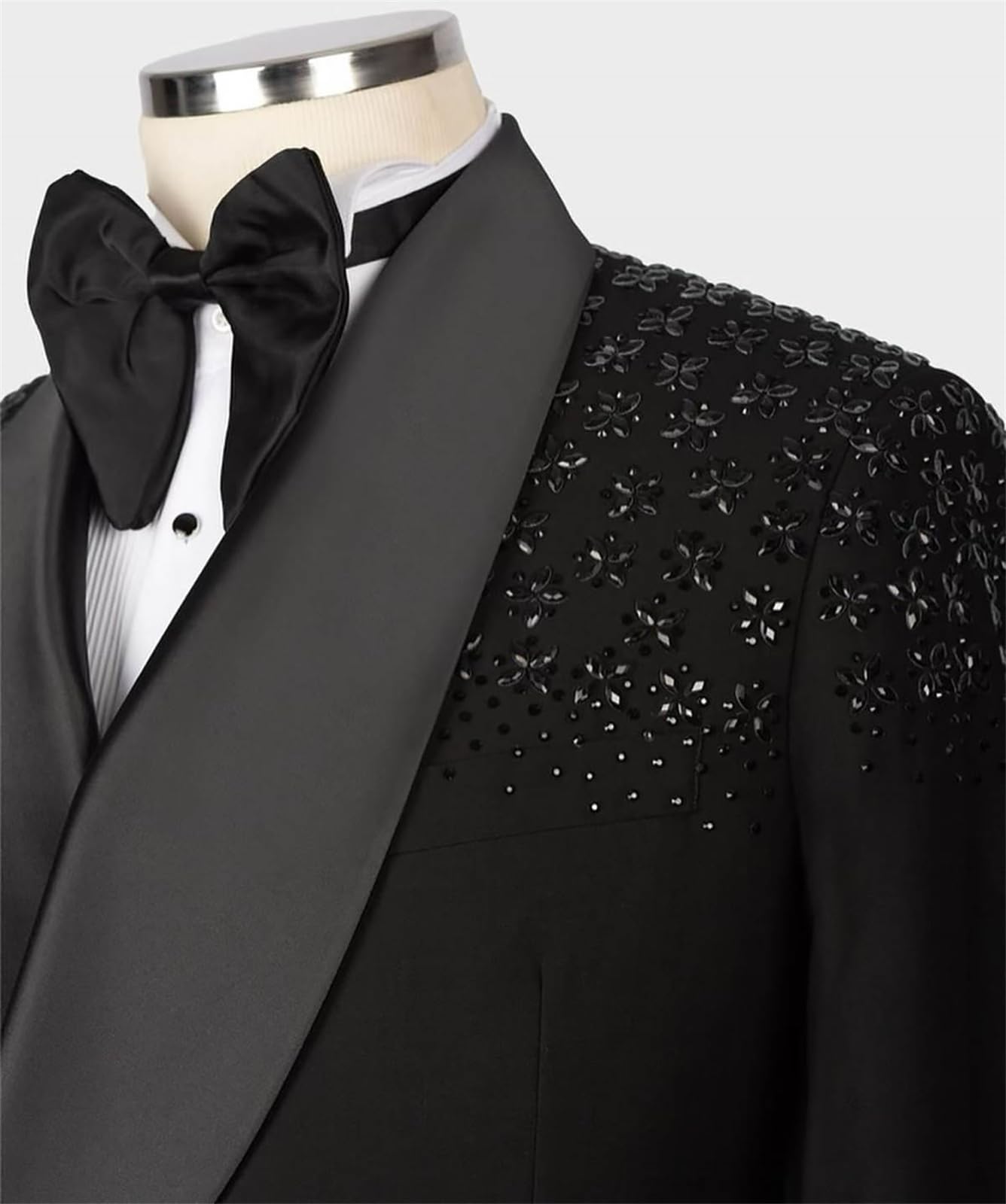 Manviss Luxury Mens 2 Pieces Suit Slim Fit Dinner Tuxedo Blazers Pants Outfit with Rhinestone for Prom,Party,Wedding