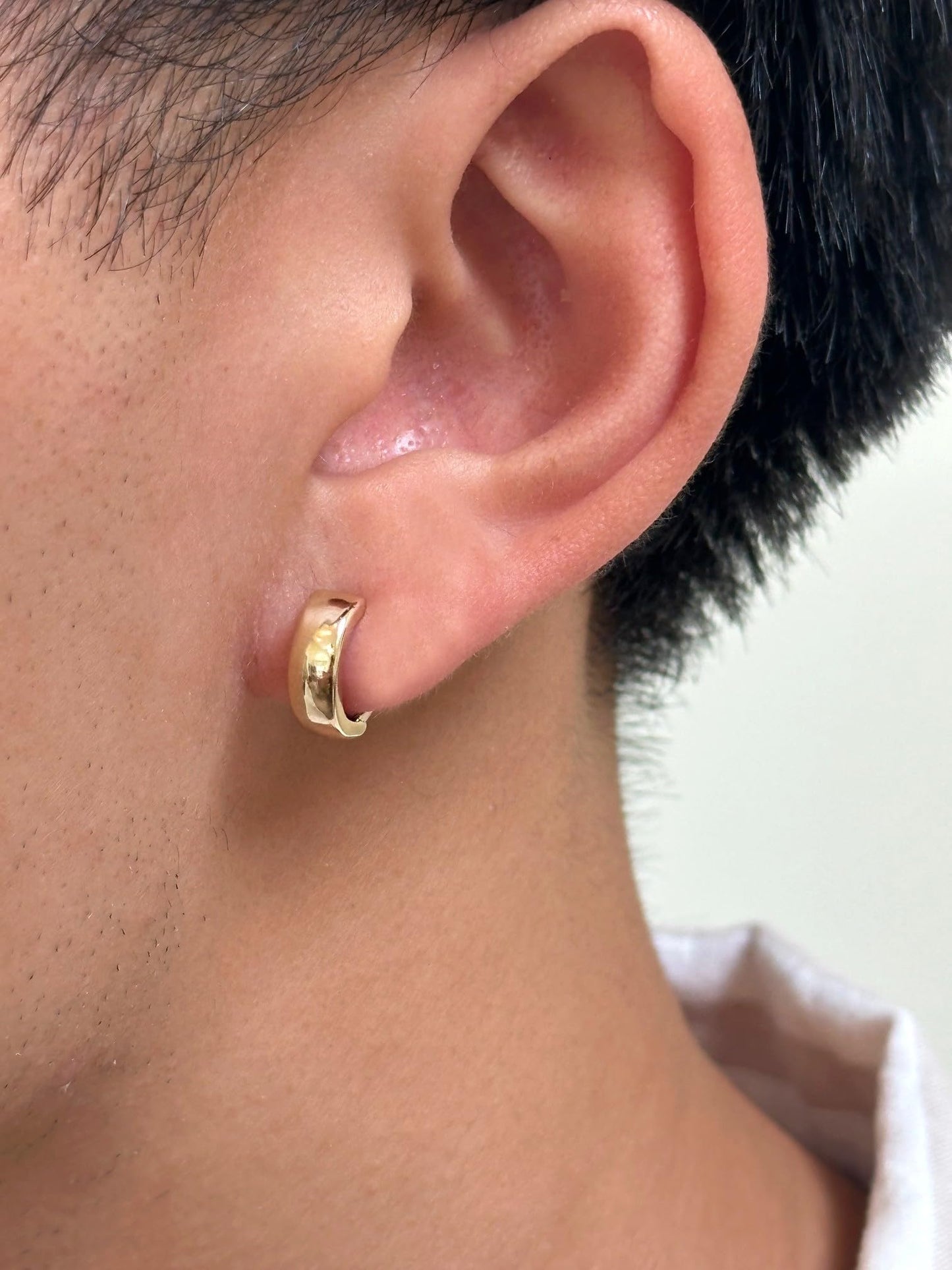 Small 14K Gold Huggie Hinged Hoop Earrings .50 Inch (13mm) (5mm Wide) (Yellow)