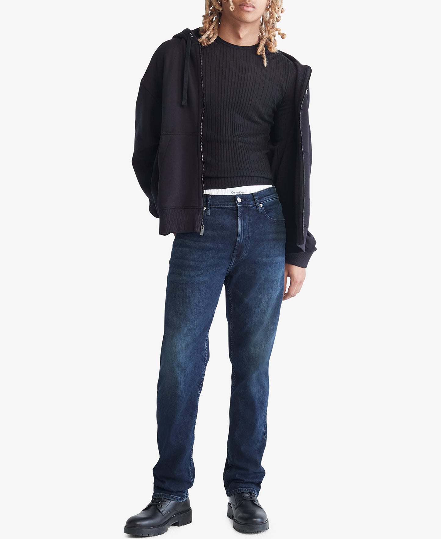 Calvin Klein Men's Standard Straight Fit Jeans