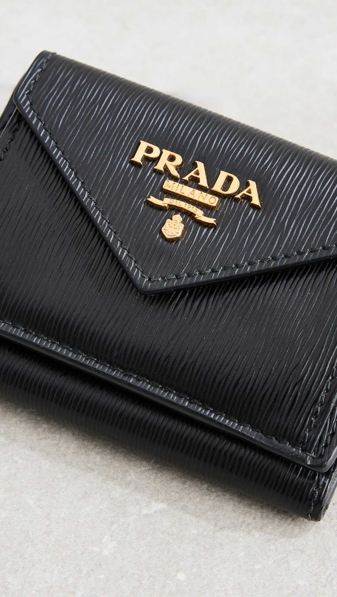 WHAT GOES AROUND COMES AROUND Women's Pre-Loved Prada Black Vitello Move Compact Wallet, Black, One Size