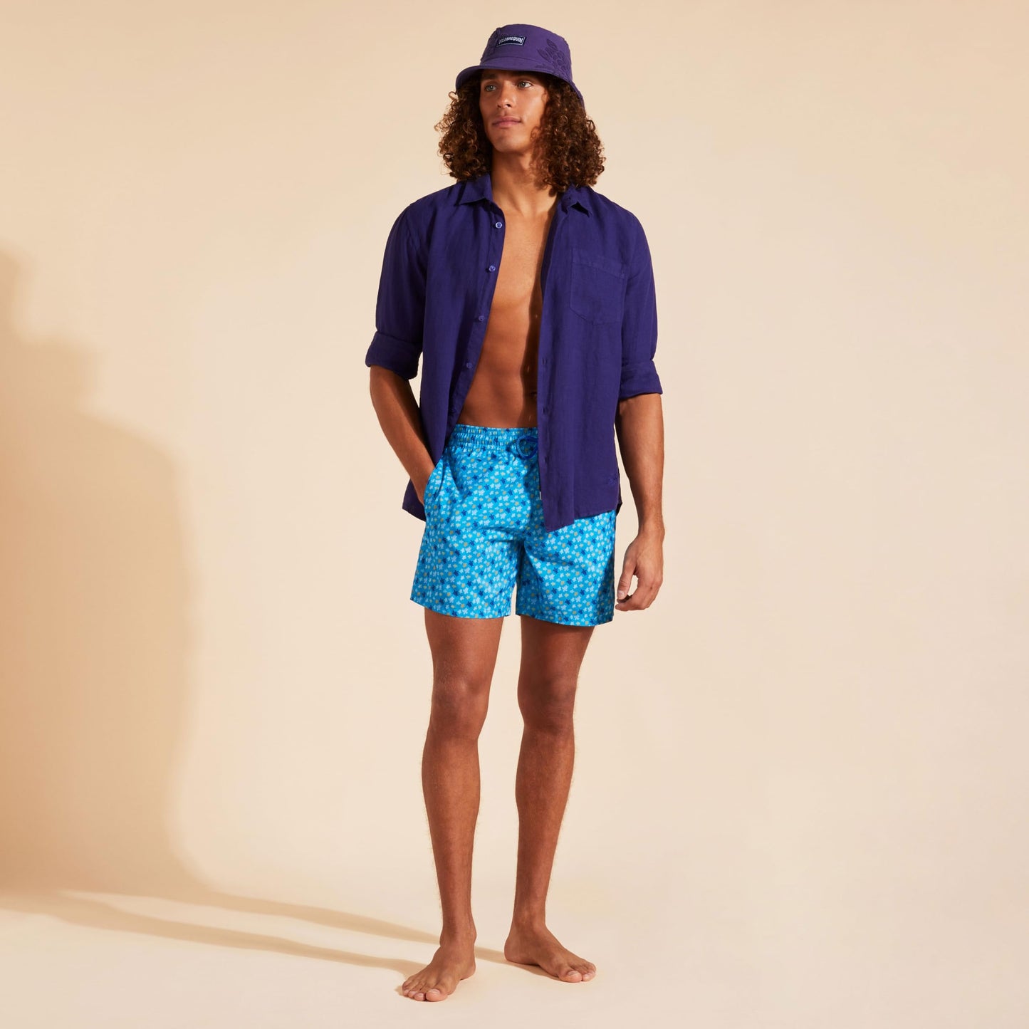 Vilebrequin Men Ultra-Light and Packable Swim Shorts Rainbow Turtle Round Microphone, Hawaii Blue, L