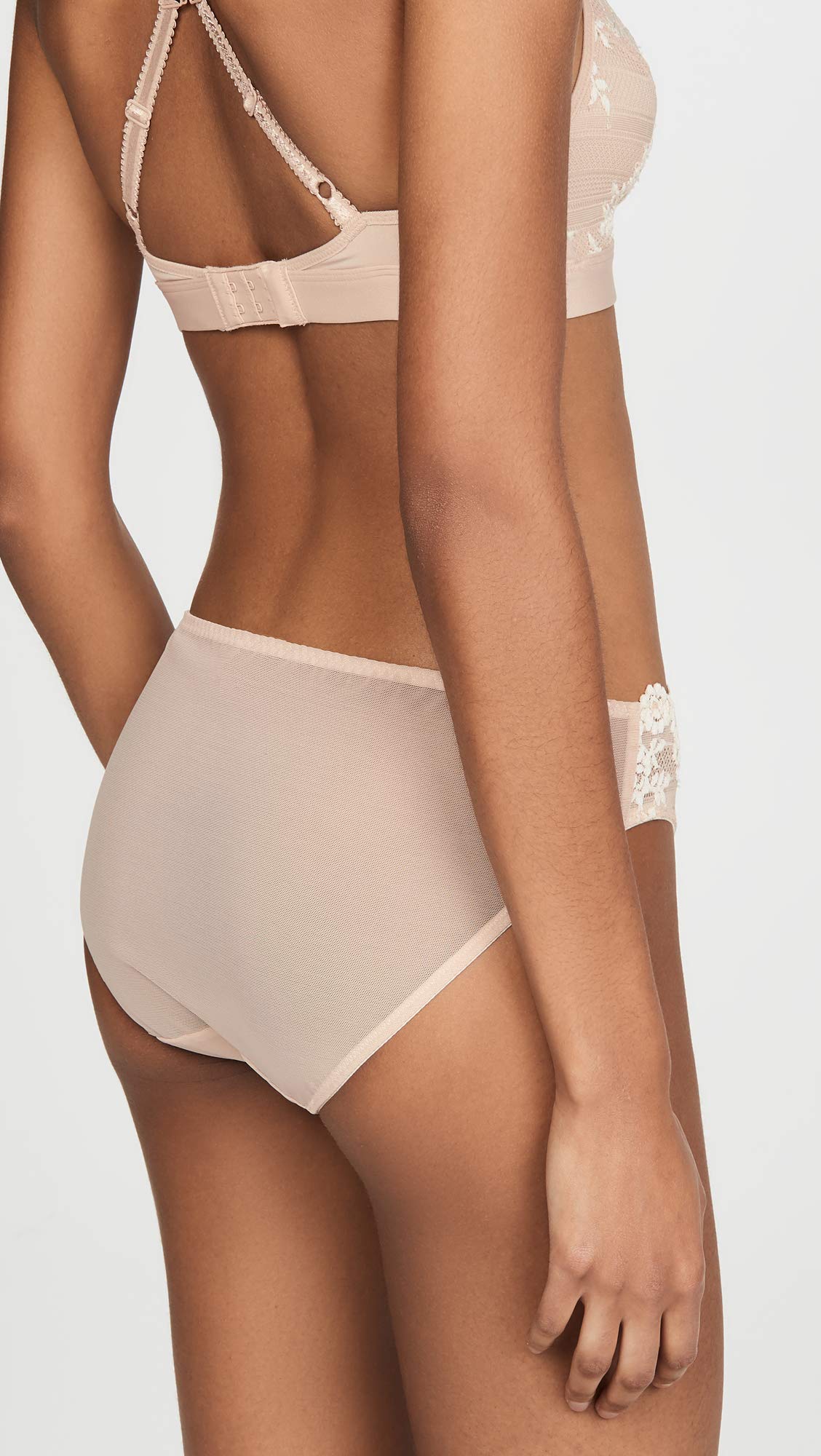 Wacoal Women's Embrace Lace Bikini Panty, Naturally Nude/Ivory, X-Large