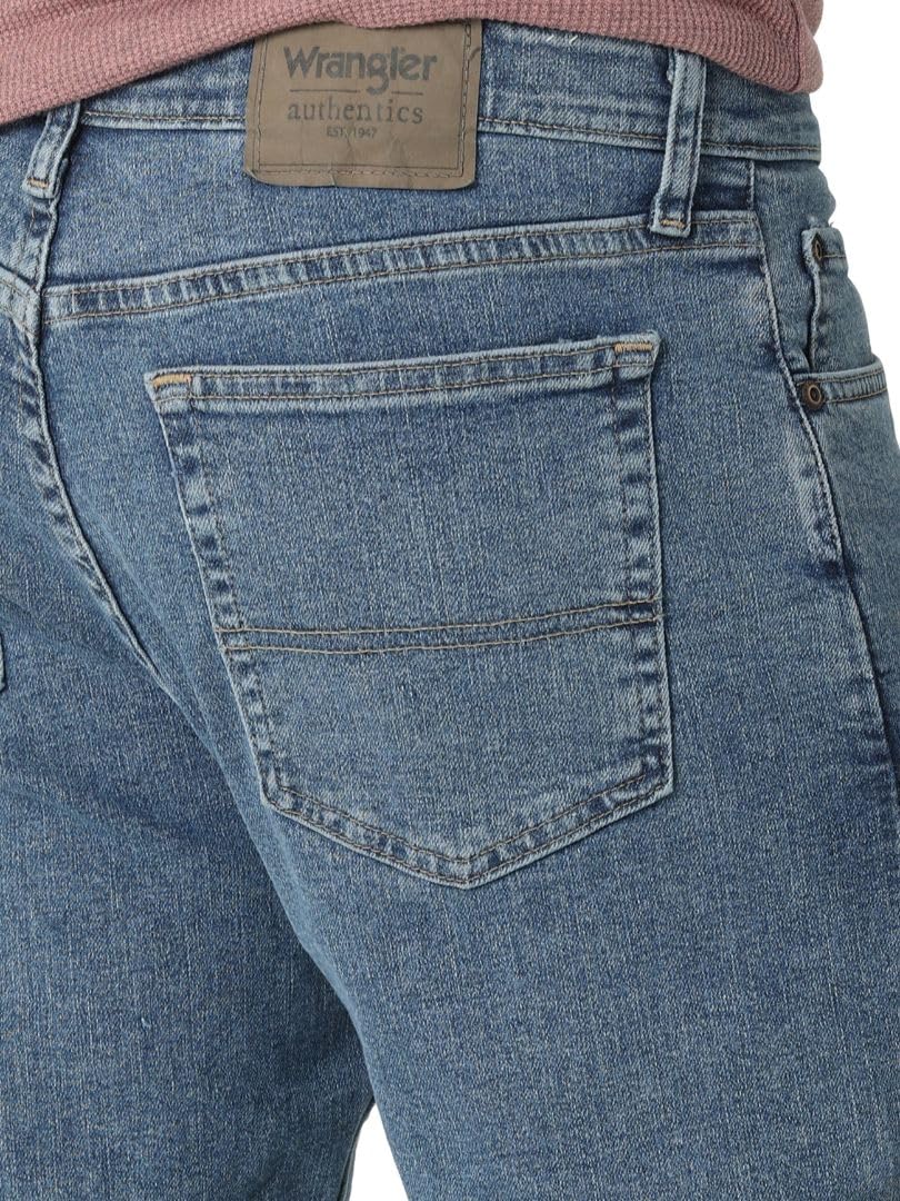 Wrangler Authentics Men's Comfort Flex Waist Relaxed Fit Jean, Light Stonewash, 42W x 32L