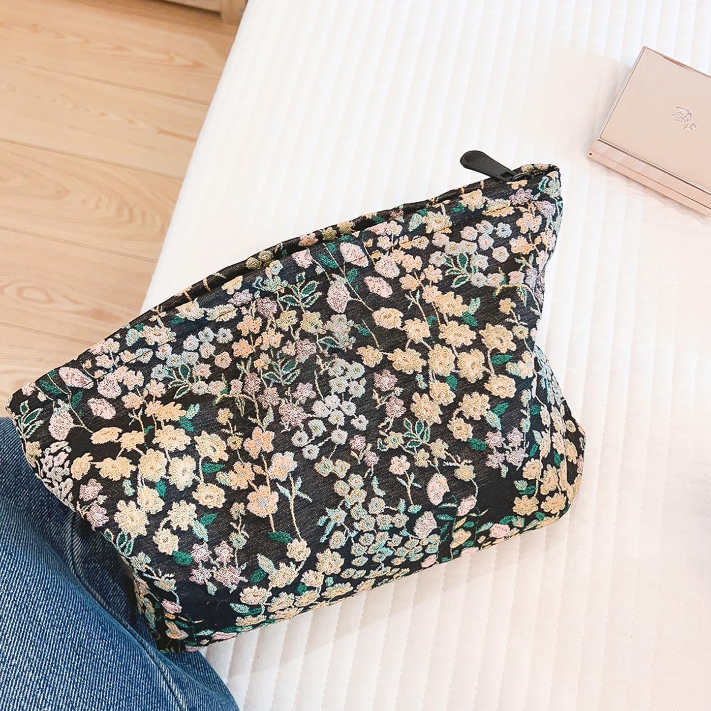 HAPPYHEIDI Women Aesthetic Travel Makeup Bag Accessory Zipper Pouch for Cosmetics, Purse Organizer, Embroidery Lucky Flowers Black