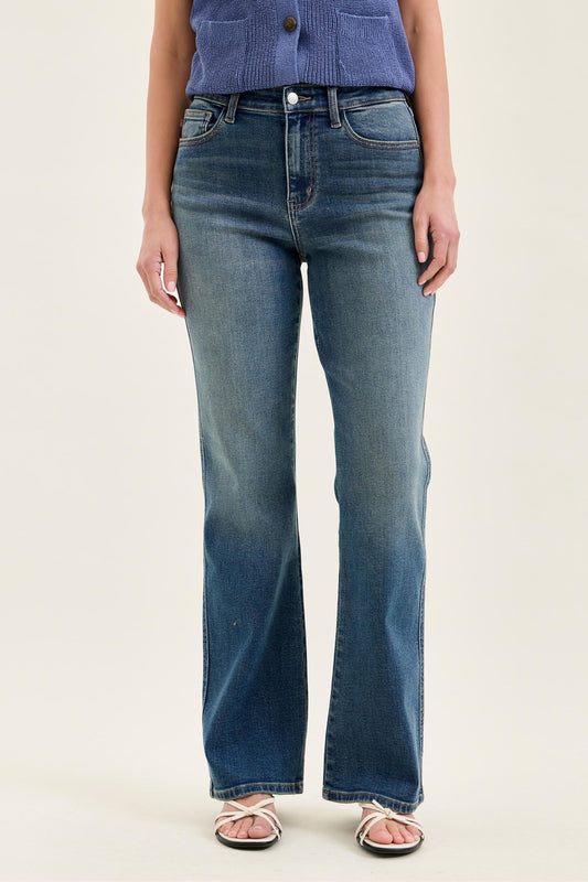 Judy Blue Mid Rise Alex Bootcut Jeans for Women – Vintage Wash Stretch Denim, Classic Fit, 32" Inseam