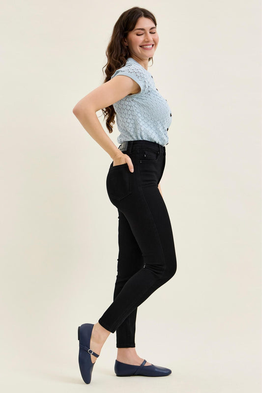 Judy Blue High Waist Tummy Control Sienna Skinny Jeans – Black Edition